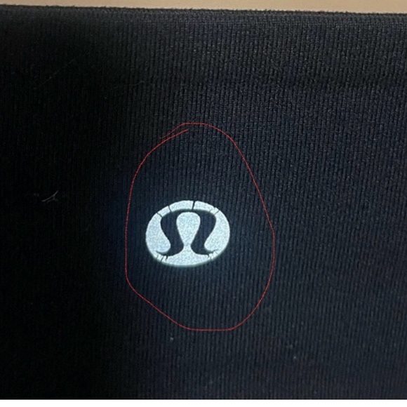 Lululemon" Wunder Under Cropped-Black-Size 8 - Picture 15 of 15